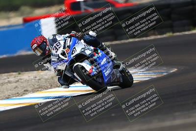 media/Jun-07-2025-TrackDaz (Sat) [[4413525952]]/A Group/1pm (Turn 1)/